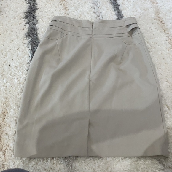 Bundle of 3 pencil skirts - Picture 4 of 7